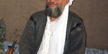 بایدن کشته‌شدن ایمن الظواهری رهبر القاعده در حمله پهپادی ایالات‌متحده را تایید کرد