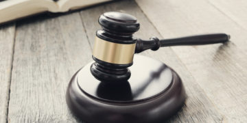 دو بخش از قانون زبان جدید کبک با دستور قاضی به‌‌حالت تعلیق درآمد