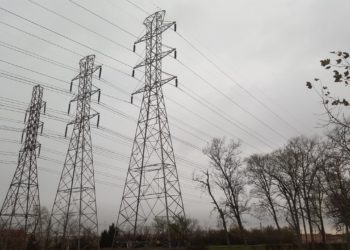 قیمت انرژی در اروپا سر به فلک کشید؛ بهای برق در آلمان و فرانسه ۱۰ برابر شد! 10 قیمت انرژی در اروپا سر به فلک کشید؛ بهای برق در آلمان و فرانسه ۱۰ برابر شد!