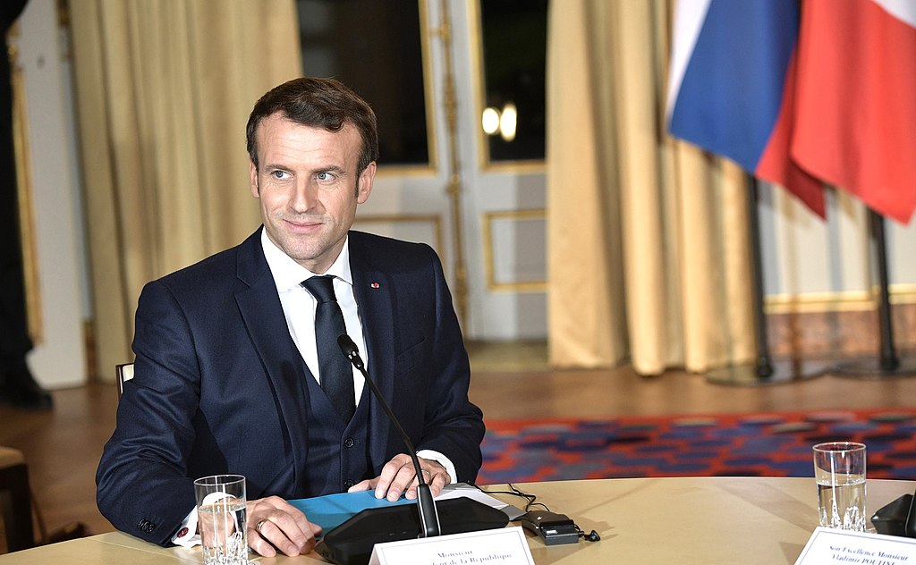 1024px Emmanuel Macron 2019 10 09 03