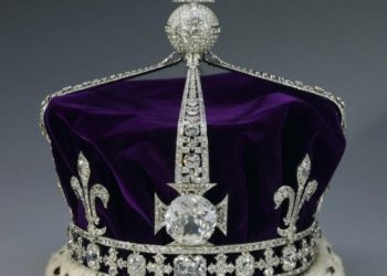 پس از درگذشت ملکه بریتانیا واژه «کوه نور» در توییتر پرتکرار شد