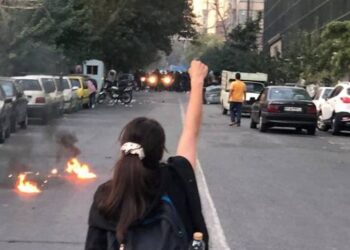 جهان در «روز بین‌المللی دختر» به احترام « دختران و زنان شجاع ایرانی» کلاه از سر برداشت!