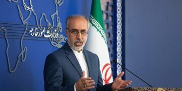 سخنگوی وزارت امور خارجه ایران: آزادی باقر نمازی ارتباطی با آزادسازی دارایی‌های ایران ندارد