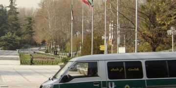بریتانیا «پلیس امنیت اخلاق» و مقام‌های ارشد امنیتی ایران را تحریم کرد