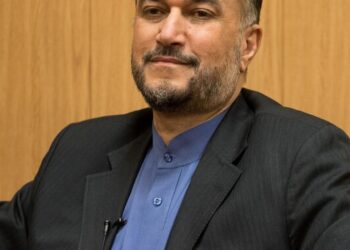 وزیر امور خارجه ایران: آماده گفت‌وگو با اوکراین درباره ادعاهای پهپادی هستیم