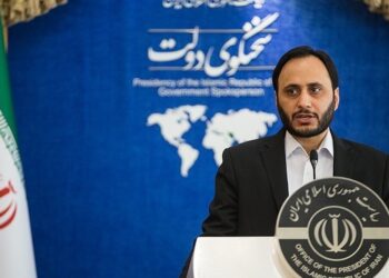 سخنگوی دولت جمهوری اسلامی: دولت می‌توانست از ابتدا به نیروی انتظامی اجازه استفاده از گلوله جنگی بدهد