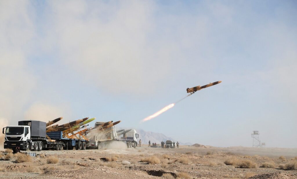 2021 Iranian drone exercise in Semnan desert 23