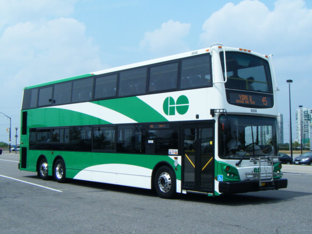 GO Transit 8008