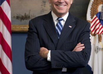 رییس‌جمهور ایالات‌متحده: ایران را آزاد خواهیم کرد؛ آنها به‌زودی خود را آزاد می‌کنند!