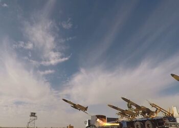 قطعه‌های ساخت کانادا در پهپادهای تهاجمی ایران مورد استفاده روسیه در اوکراین شناسایی شد