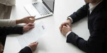 نرخ بیکاری نوامبر با اندکی کاهش به ۵ درصد رسید