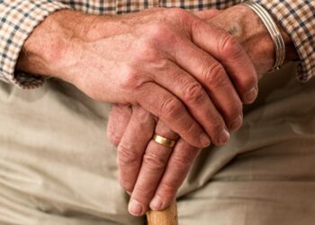ریشه کمبود نیروی کار در کانادا نهفته در افزایش میانگین سن کارکنان است