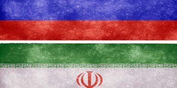 ایران و روسیه در میانه فشار تحریم‌های غرب سیستم‌های بانکی‌شان را به‌هم وصل می‌کنند