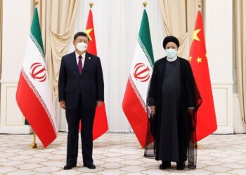 تهران و پکن خواهان برداشته‌شدن تحریم‌های ایران شدند؛ چین: توافق با ایران علیه هیچ کشور ثالثی نیست