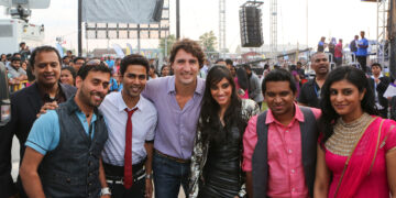 9195109327 25c73af1bf k 1