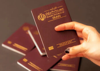 تناقض‌گویی سخنگوی کمیسیون حقوقی مجلس: «اذن» زنان ایرانی در دست کدام «سرپرست» است؟