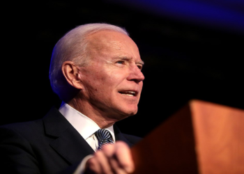 بایدن به جمهوری اسلامی هشدار داد: ایالات متحده در محافظت از آمریکایی‌ها قدرتمندانه عمل می‌کند