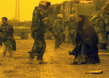 عراق دو دهه پس از حمله ایالات‌متحده همچنان از زخم‌های عمیقش رنج می‌برد