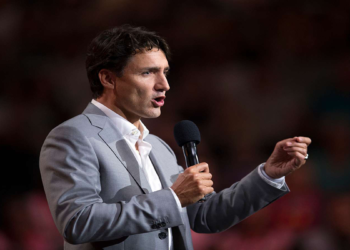 حزب‌های مخالف دولت فدرال کانادا تعطیلات زمستانی نخست‌وزیر را مورد پرسش قرار دادند