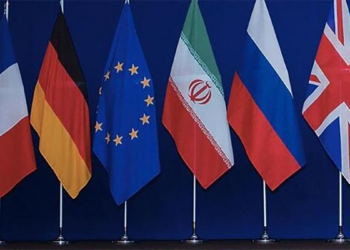 آکسیوس: ایالات‌متحده در مورد برنامه هسته‌ای جمهوری اسلامی «توقف در برابر توقف» را بررسی می‌کند