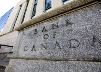 بانک مرکزی کانادا سود بانکی را ثابت نگه‌می‌دارد
