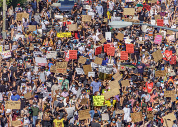 مروری بر سازوکار برگزاری اعتصاب در کانادا