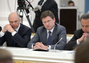 دیپلمات ارشد انرژی روسیه برای گسترش همکاری‌ها در بخش نفت و گاز به تهران رفت