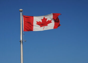 افسر بازنشسته پلیس سواره‌نظام کانادا به ارتباط با دولت خارجی متهم شد