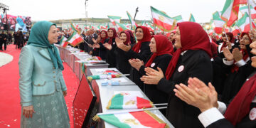 سخنگوی وزارت امور خارجه کانادا: ما سازمان مجاهدین خلق را تایید نمی‌کنیم