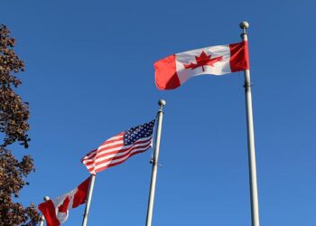 سیاستمدار کانادایی همکاری واشنگتن و اتاوا برای مبارزه با دخالت دولت‌های خارجی را خواستار شد