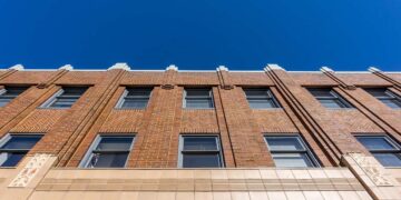 افزایش نرخ بهره کانادا، پرداخت وام‌های مسکن را دچار مشکل‌ کرده است