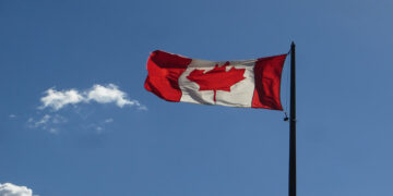 کانادا از ورود ده‌ها مقام جمهوری اسلامی به این کشور ممانعت کرده است