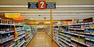 هزینه مایحتاج اولیه در کلگری بیشتر از ونکوور تورنتو است