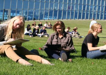 هزینه زندگی در کانادا برای دانشجویان بین‎المللی 2 برابر می‌شود