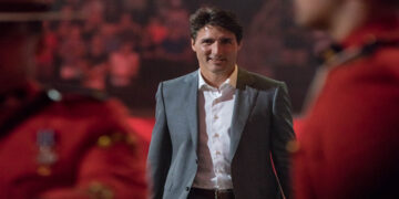 علیرغم سال سخت 2023، ترودو قصد کناره‎‌گیری ندارد