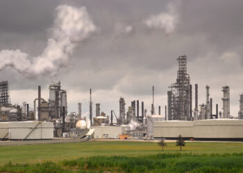 شرکت‌های نفتی کانادا با زیان‌هایی مواجه هستند