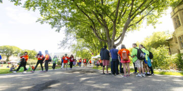 کانادا پذیرش دانشجویان بین‌المللی را محدود می‌کند