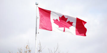 اکثر کانادایی‌ها برای جلوگیری از پیروزی محافظه‌کاران به لیبرال‌ها رای می‌دهند