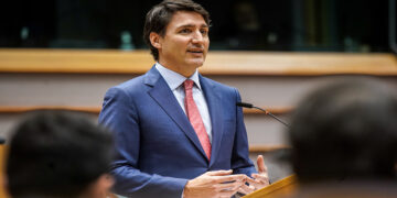 هواپیمای جاستین ترودو در جامائیکا در تعطیلات خانوادگی خراب شد