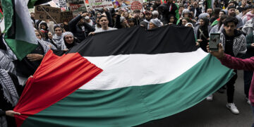 سفر هیات کانادایی به کرانه باختری عزم پارلمان را برای فشار بر آتش‌بس غزه تقویت می‌کند