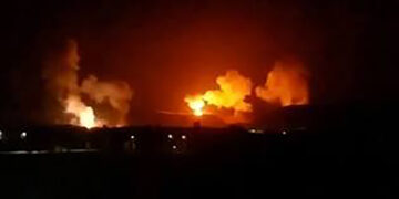 حملات آمریکا و انگلیس علیه حوثی‌های مورد حمایت ایران در یمن