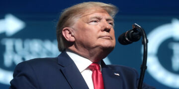 واکنش وزیر دفاع کانادا به سخنان ترامپ درباره ناتو