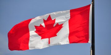 ناتو هشدار داد که کانادا برای افزایش هزینه‌های دفاعی تلاش می‌کند