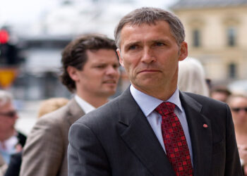 رئیس ناتو: اظهارات دونالد ترامپ امنیت ما را تضعیف می‌کند