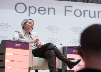 فلسطینی‌های کانادا از وزیر امور خارجه شکایت کردند