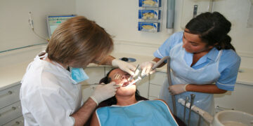 اعلام جزئیات برنامه ملی بیمه دندانپزشکی کانادا