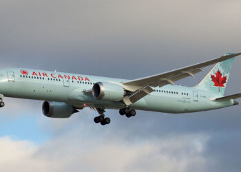 هشدار کارشناسان درباره قیمت بلیت هواپیما در کانادا