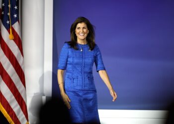 نیکی هیلی نامزدی حزب جمهوری خواه را به ترامپ واگذار کرد