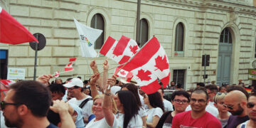 بسیاری از کانادایی‌ها حتی با کاهش نگرانی‌های بدهی هنوز احساس فشار می‌کنند