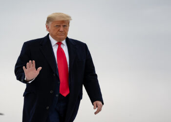 از اخطار حبس برای ترامپ تا بازگشت او به کمپین‌های انتخاباتی